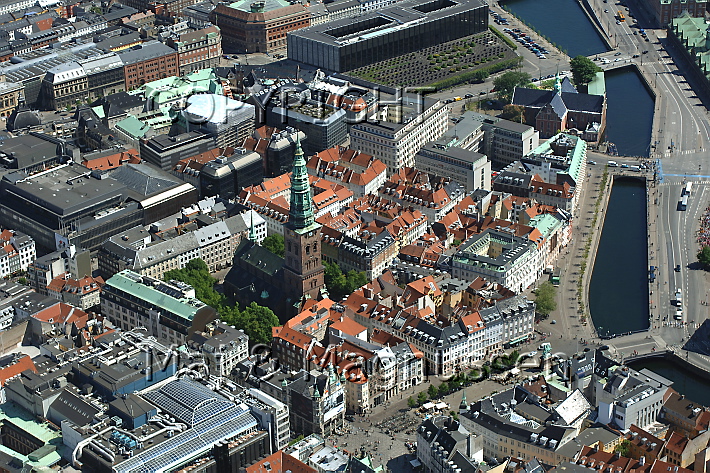 koebenhavn-nicolai-kirke-holmens-kanal-luftfoto-0085.jpg
