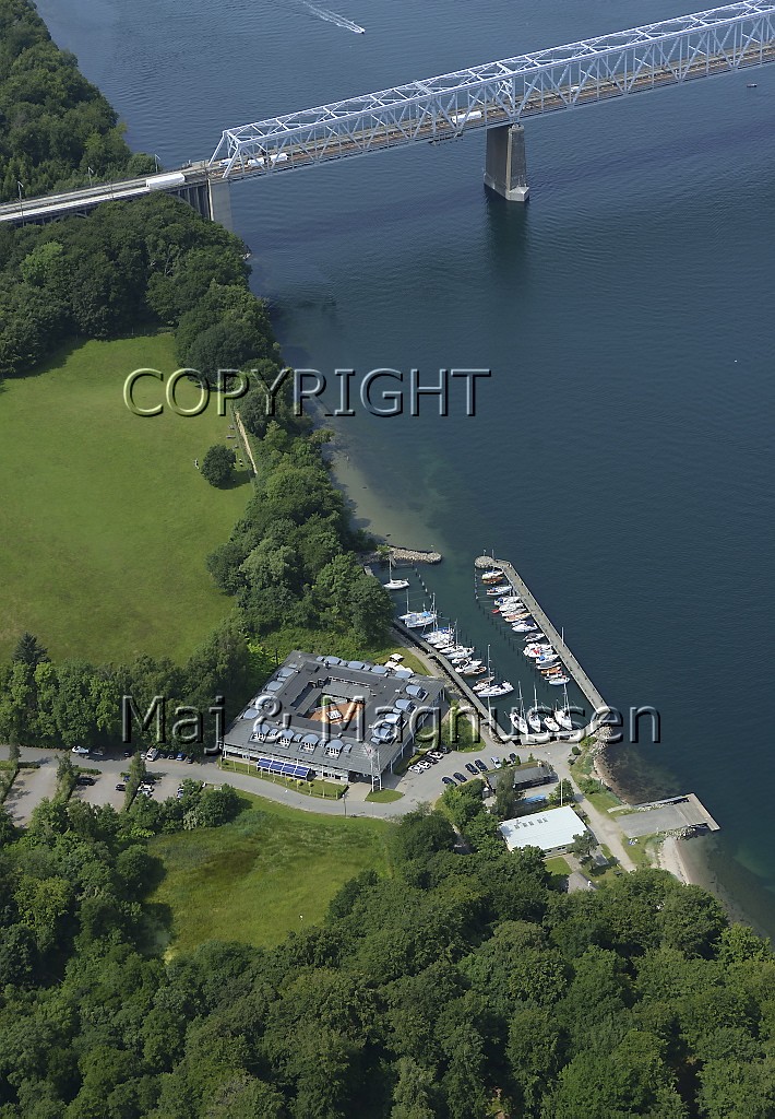kongebro-havn-hotel-og-bro-luftfoto-5336.jpg